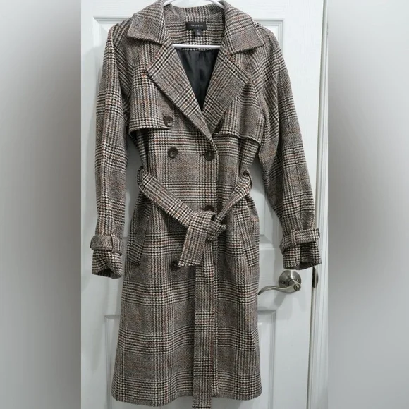 Spring coat - Picture 2 of 2